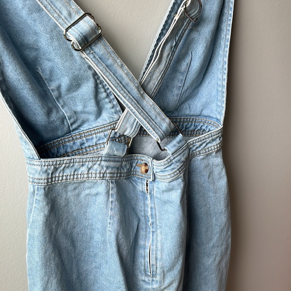 BDG Jean dress size 6 - Picture 3 of 5